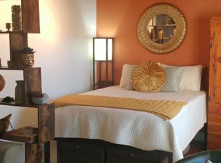 712 Calle Grillo UNIT B, Santa Fe, NM 87505