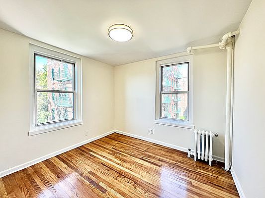 5th image of 34-33 90th St #D42