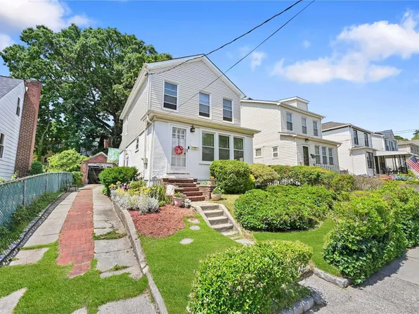 249-11 Thebes Avenue, Little Neck, NY 11362