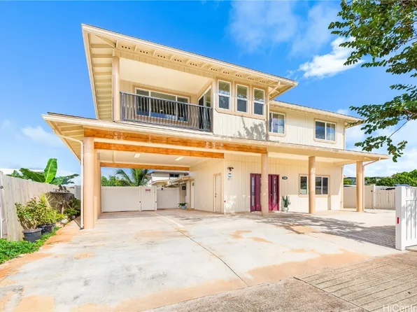 1688 Hoonipo St, Pearl City, HI 96782