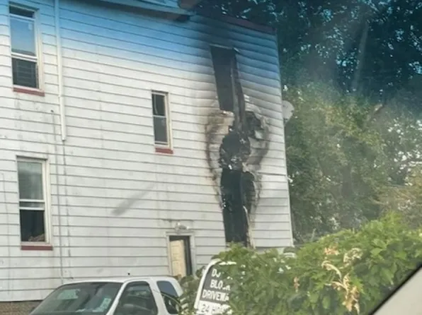 160 Alexander St, Newark, NJ 07106