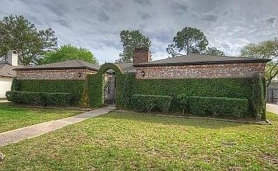 1st image of 10619 Riverview Dr