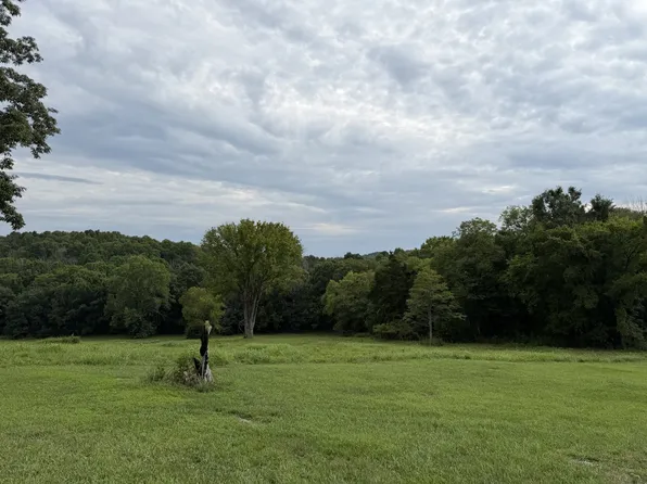 2370 Patton Hollow Rd, Watertown, TN 37184