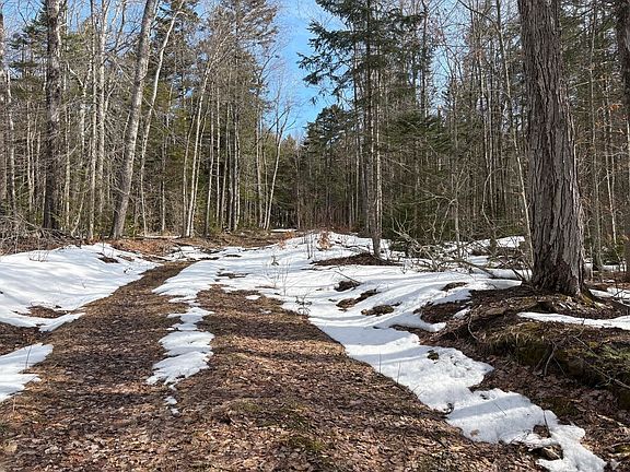 3rd image of 360 Dorman Road