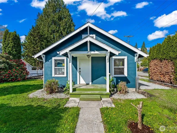 102 12th Street SW, Puyallup, WA 98371