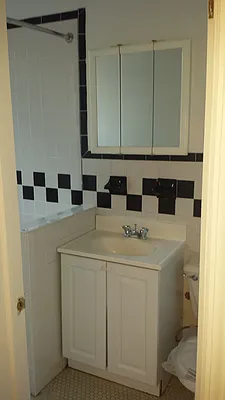 Rented by PMG Real Estate  | media 5