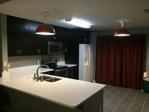 4th image of 124 Richmar Ave