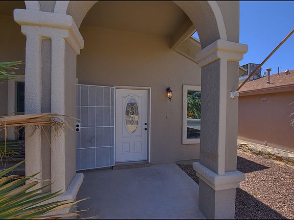 5th image of 12828 Cozy Cove Ave
