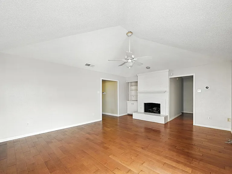 4520 Eldorado Dr — Photo 8