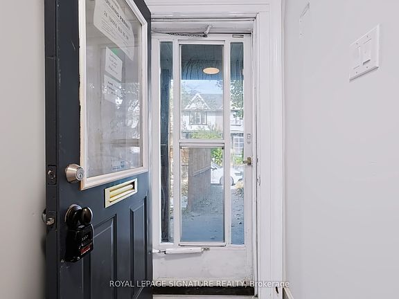 5th image of 23 Myrtle Ave