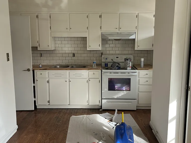 31 Jarrett St #33 — Photo 5