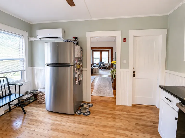21 Madison St #2 — Photo 6