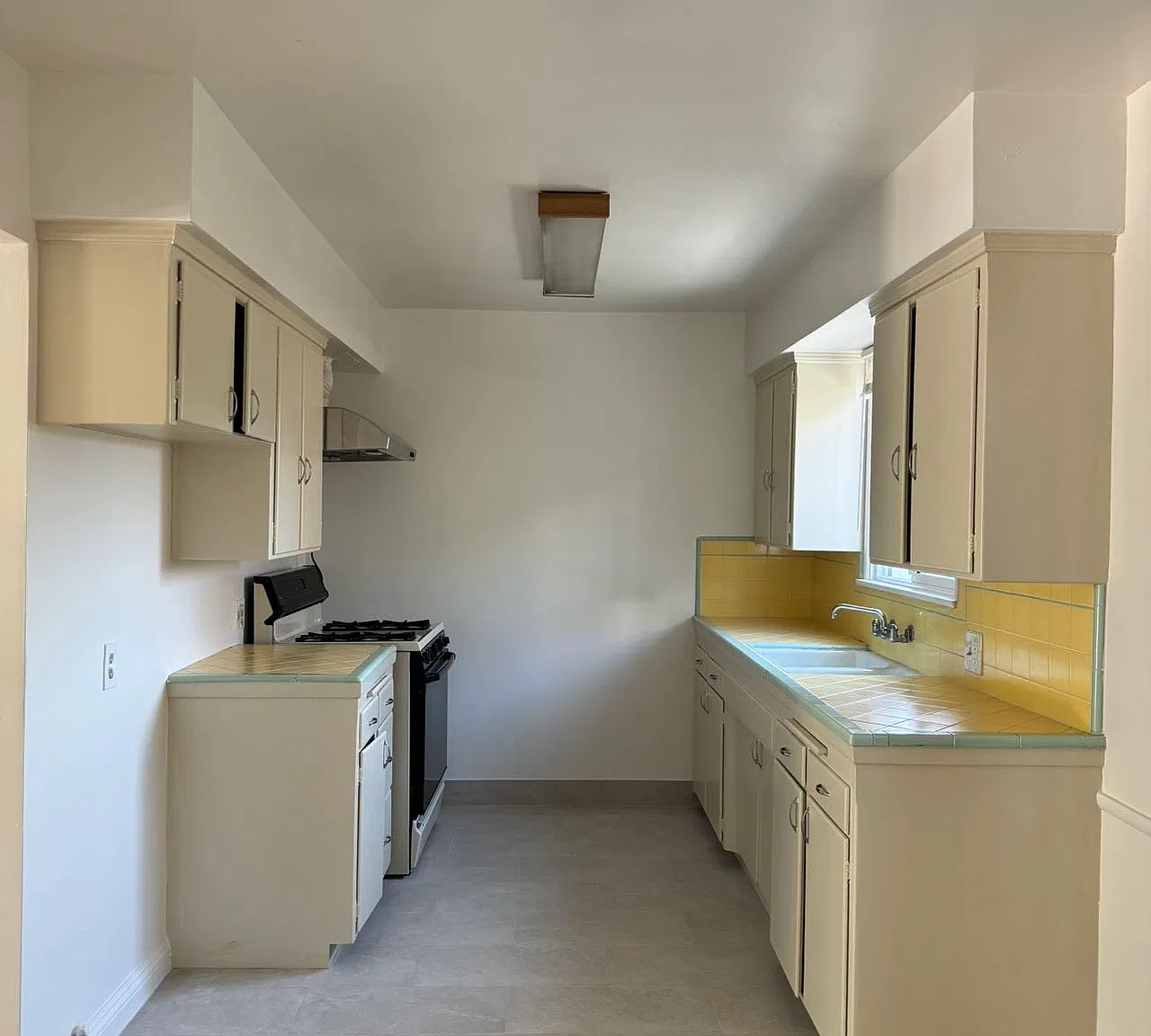 1 bed, 650 sqft, $1,850 — Photo 4