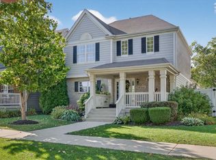 260 Longview Dr, Elgin, IL 60123