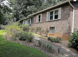 611 Rugby View Pl, Hendersonville, NC 28791