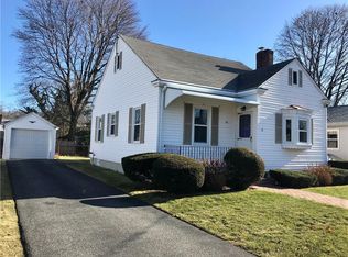 21 Daggett Ave, Pawtucket, RI 02861