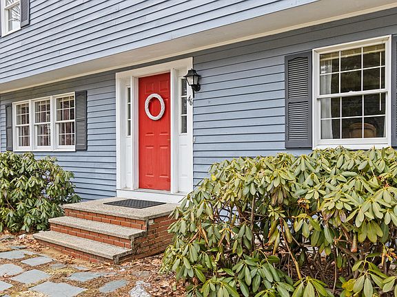 2nd image of 46 Rainbow Farm Road