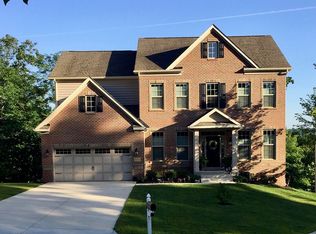 9346 Ravenridge Rd, Parkville, MD 21234