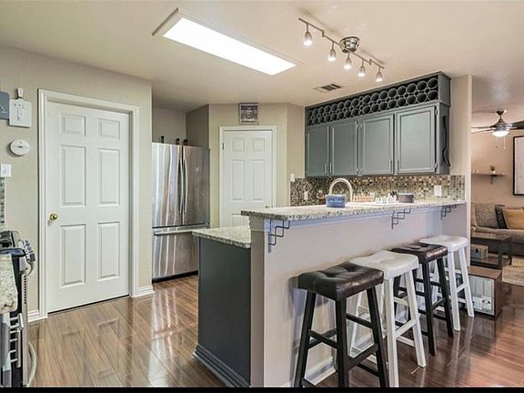 3rd image of 17409 Dornach Dr