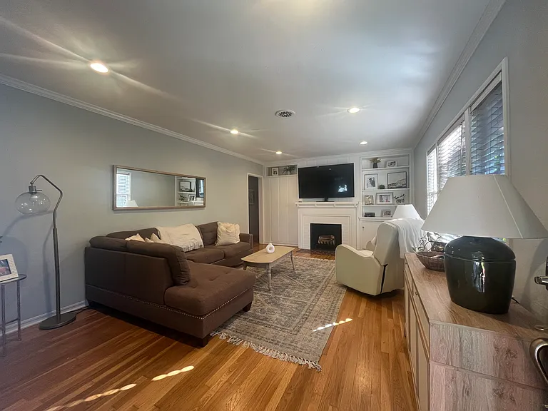 401 San Antonio Way — Photo 19