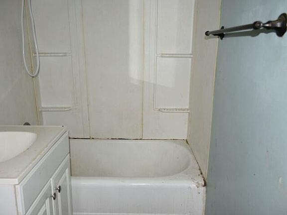 5th image of 1117 West St