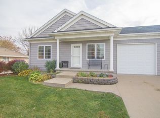 200A F Ave, Kalona, IA 52247