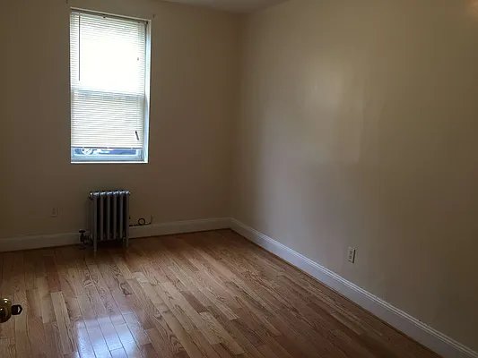 Rented by Amorelli Realty | media 2
