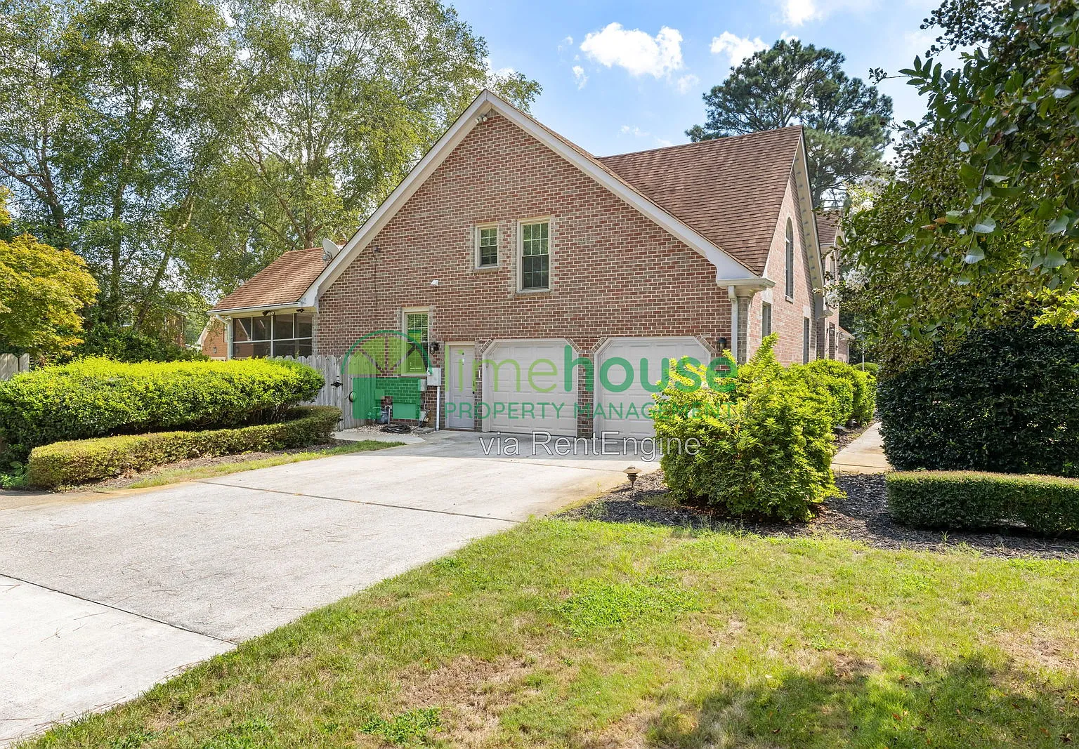 5 bed, 4.0 bath, 3952 sqft, $4,595 — Photo 3