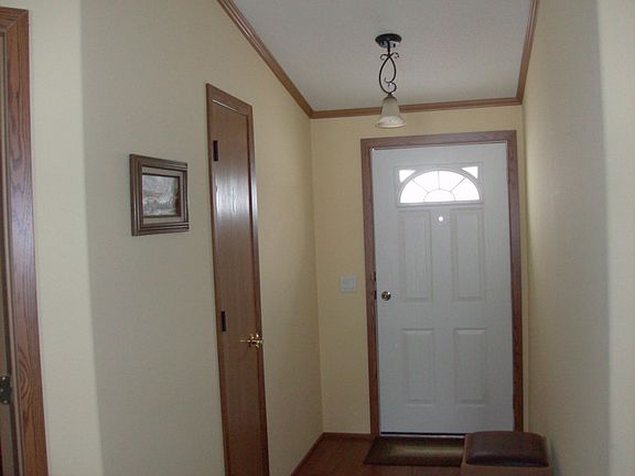 4th image of 13270 Country Dr