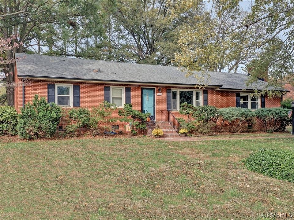 1st image of 370 W Mullens Ln