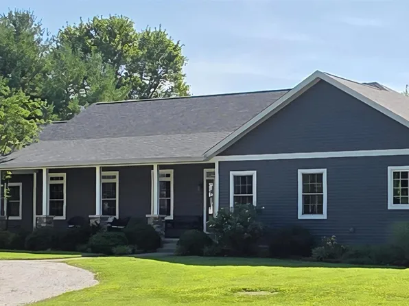 126 N Russel St, Sandborn, IN 47578