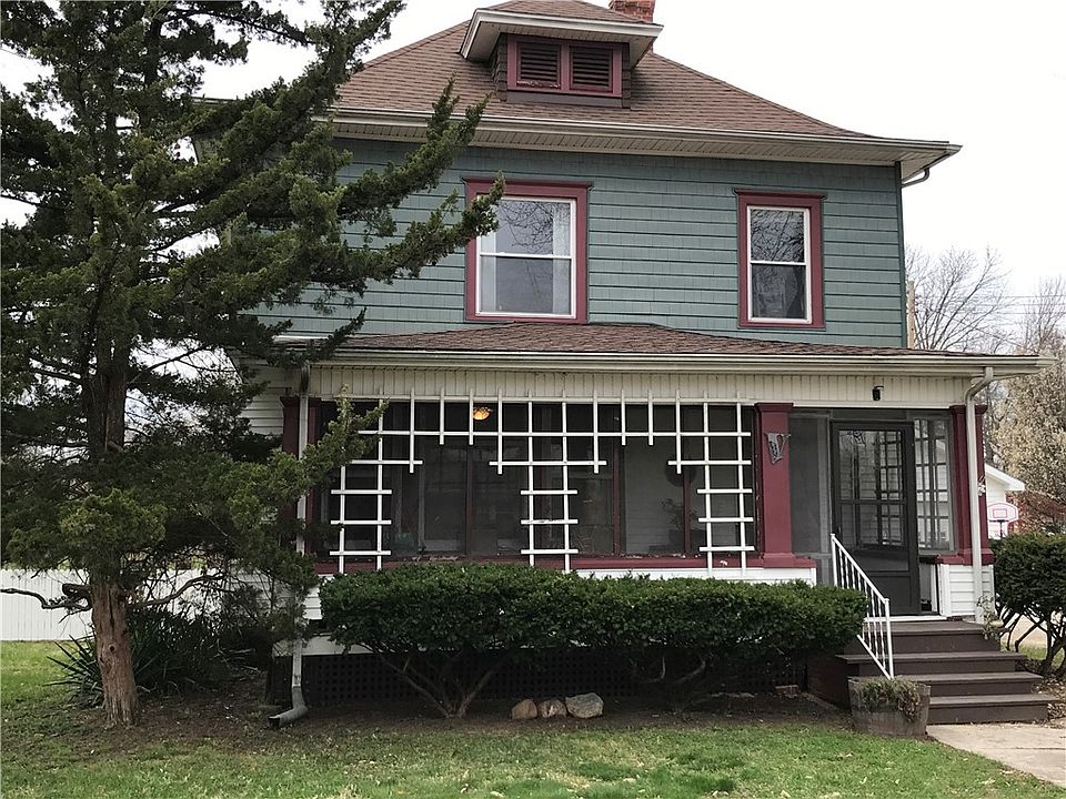 641 Cedar Ave, Neoga, IL 62447 Zillow