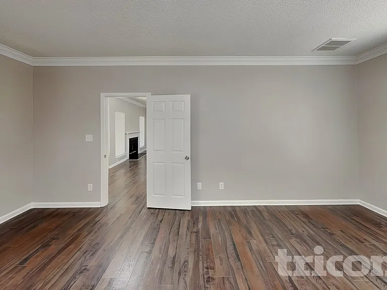 7825 Pence Pond Ln — Photo 16