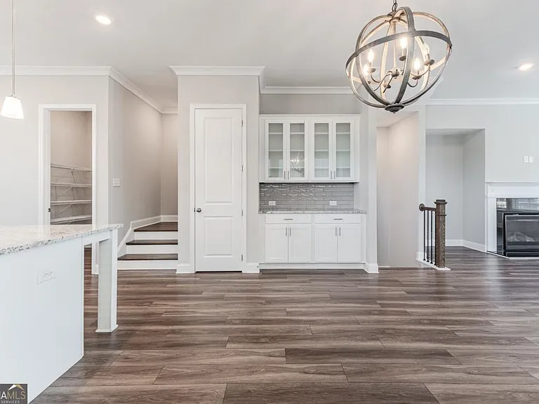 5051 Pinckney Ln — Photo 26