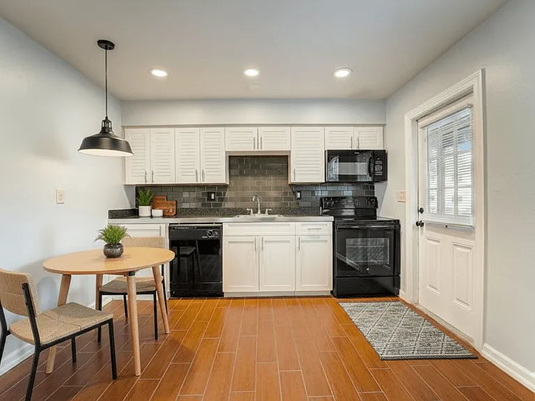 The Flats at Seminole Heights — Photo 2