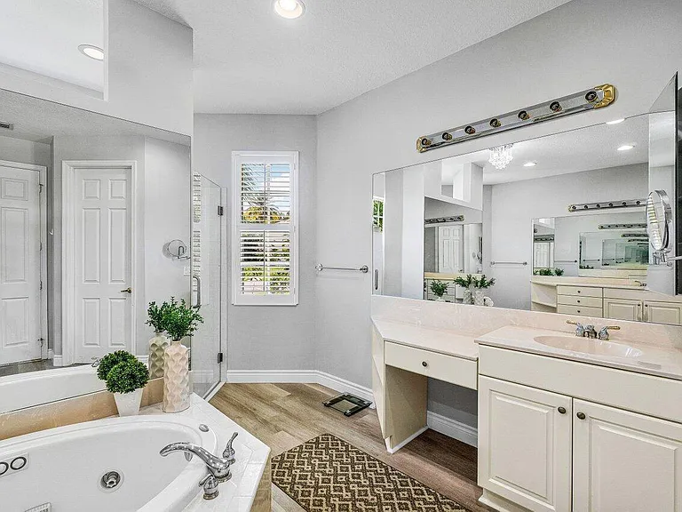 11750 Osprey Pointe Cir — Photo 21