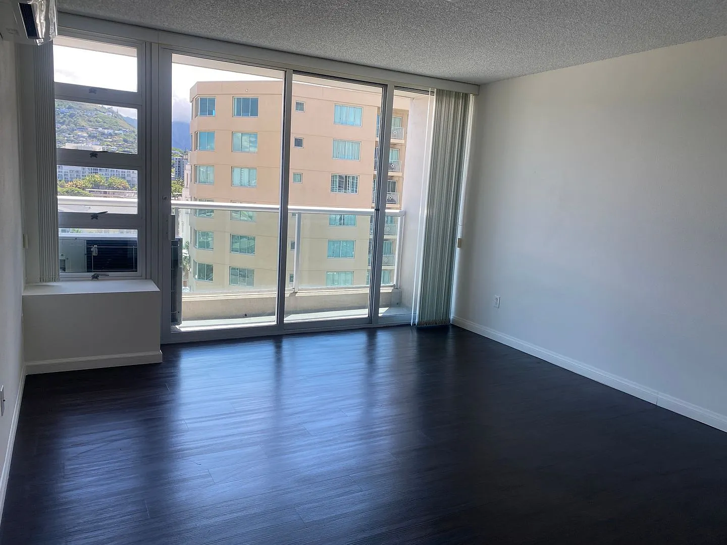 1450 Young Street #1404 — Photo 4