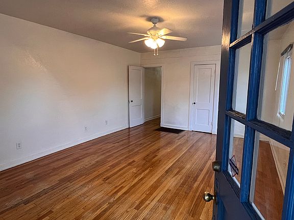 3rd image of 521 Granite Ave NW