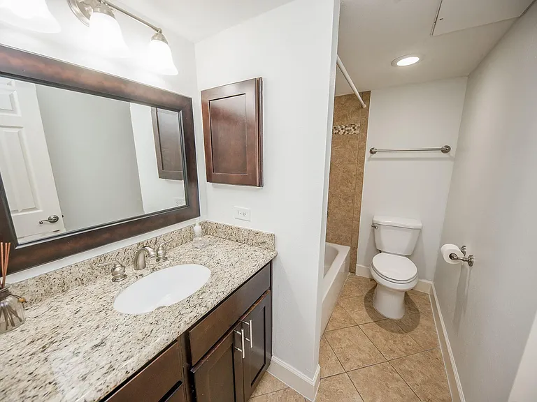 3525 Sage Rd #710 — Photo 4