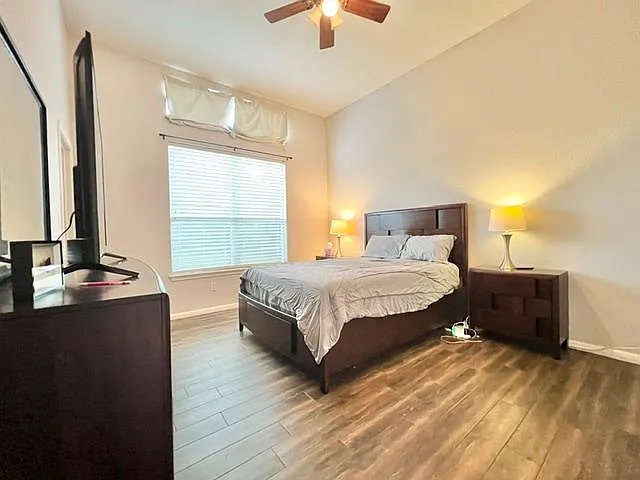 12709 Lee Park Ln — Photo 11
