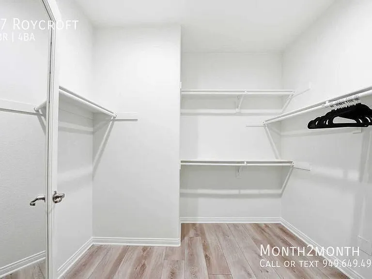 37 Roycroft — Photo 36