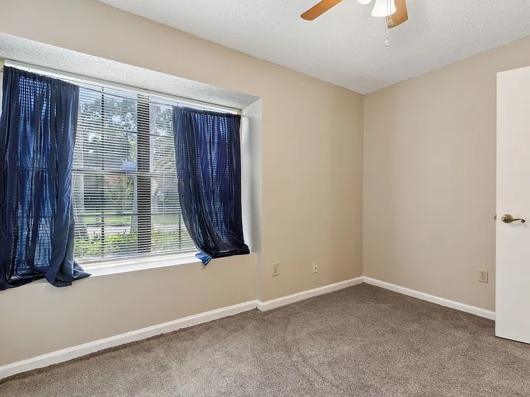1565 Shearwater Dr — Photo 10