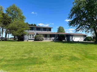 47 5th St, West Point, IA 52656