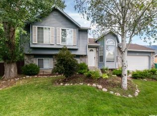 10019 S Roseboro Rd, Sandy, UT 84092