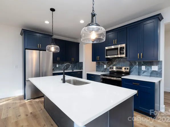 924 Oregon Ave, Kannapolis, NC 28083