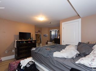 r17stl, Allston, MA 02134