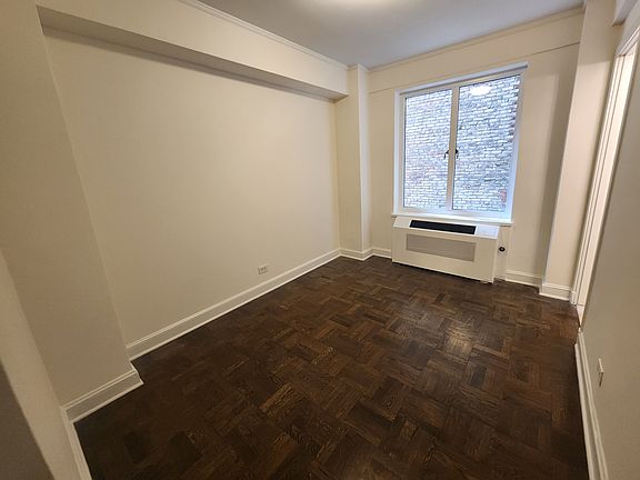 5th image of 40 Central Park S #3F