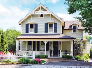 221 Harbor Rd, Southport, CT 06890