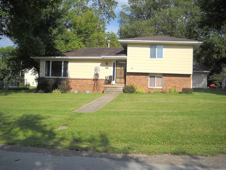 2nd image of 20 College Ave
