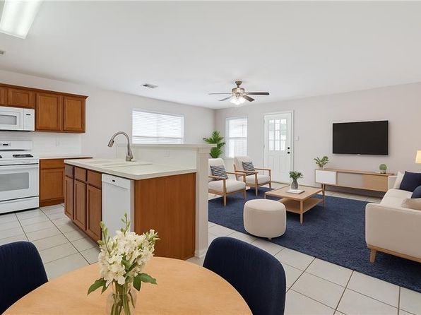 12110 English Brook Cir
